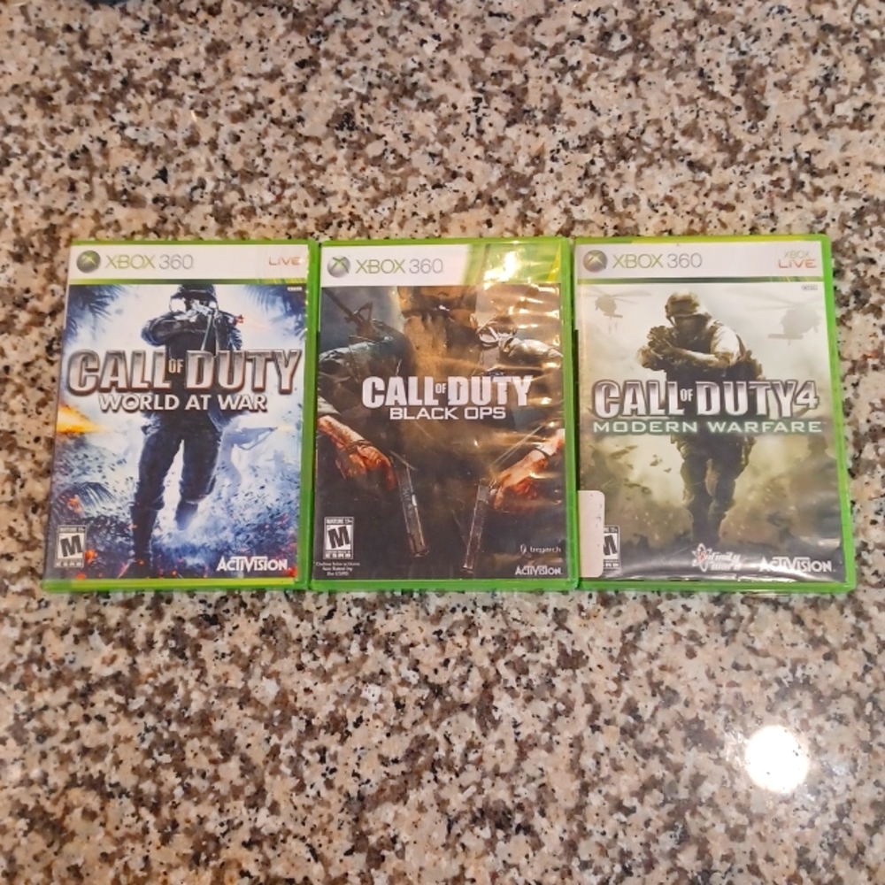 Lot of 8 Call of Duty XBOX 360 games